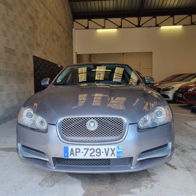 JAGUAR XF I 2010