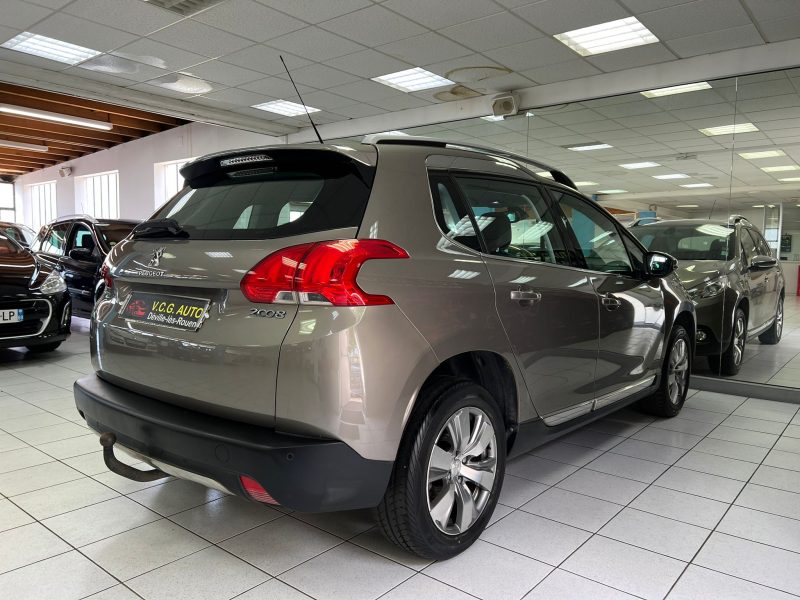 PEUGEOT 2008 1.6 VTi 120CH ALLURE