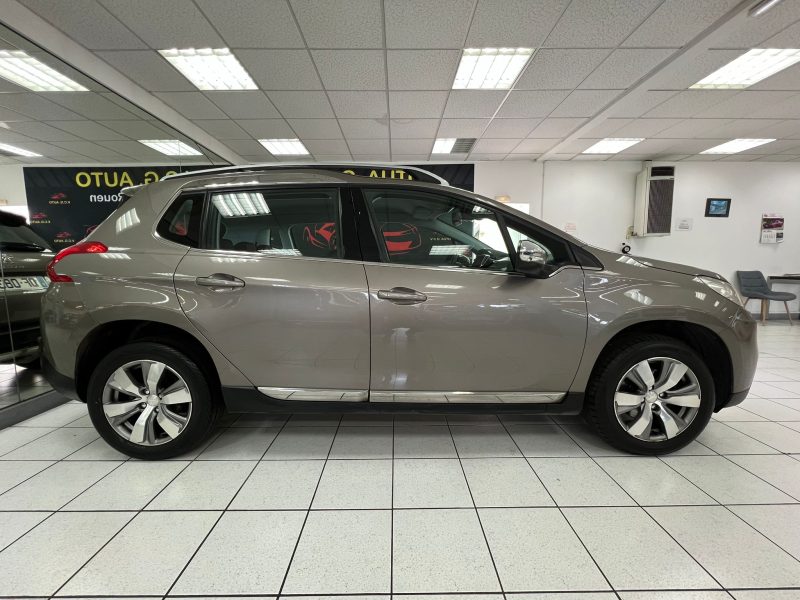 PEUGEOT 2008 1.6 VTi 120CH ALLURE