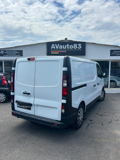 RENAULT TRAFIC III L1H1 2015 1.6 DCi 140ch / Moteur à Chaine / Caméra de recul 