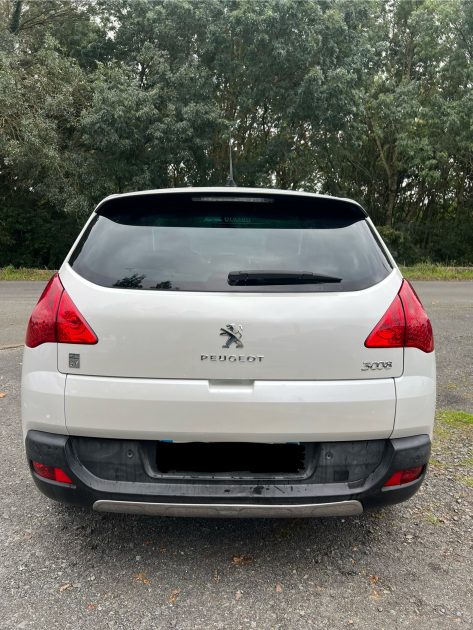 PEUGEOT 3008 Monospace 2013