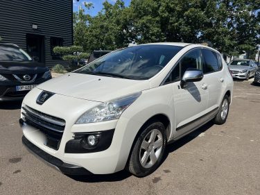 PEUGEOT 3008 Monospace 2013