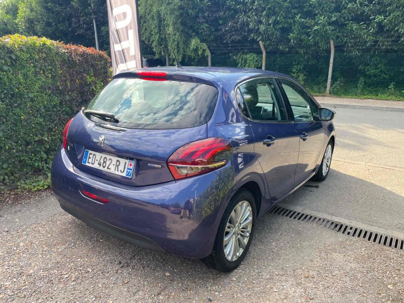 PEUGEOT 208 I 1.2 THP 110CV