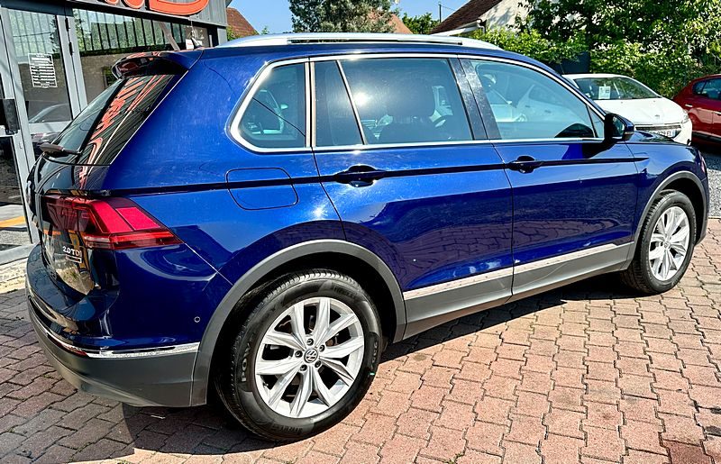 VOLKSWAGEN TIGUAN 2.0L TDI R-LINE 4motion DSG7 190cv / GARANTIE REVISEE