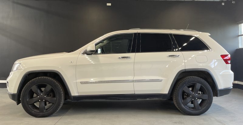 JEEP GRAND CHEROKEE 2011