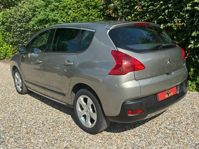 PEUGEOT 3008 Monospace 2011 2.0 HDi 150