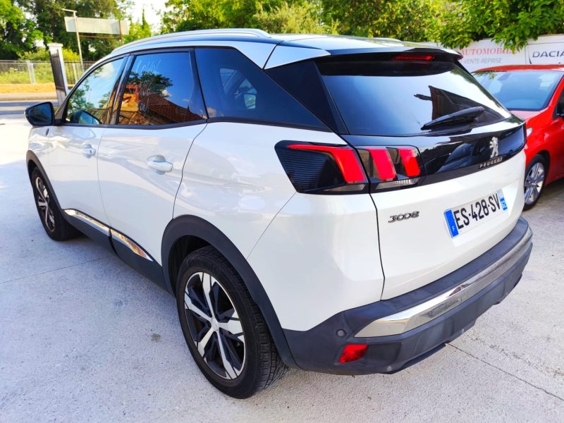 PEUGEOT 3008 SUV 2017