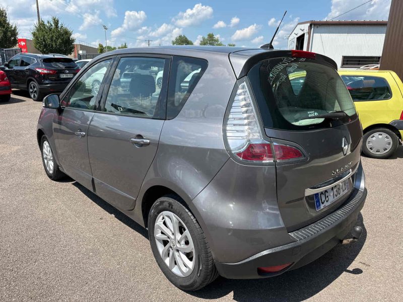 RENAULT SCENIC III 2012