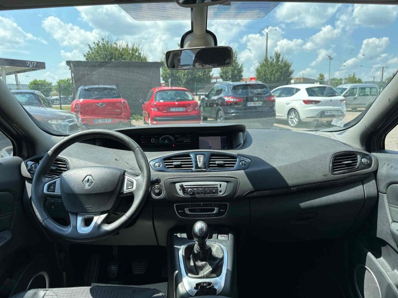 RENAULT SCENIC III 2012