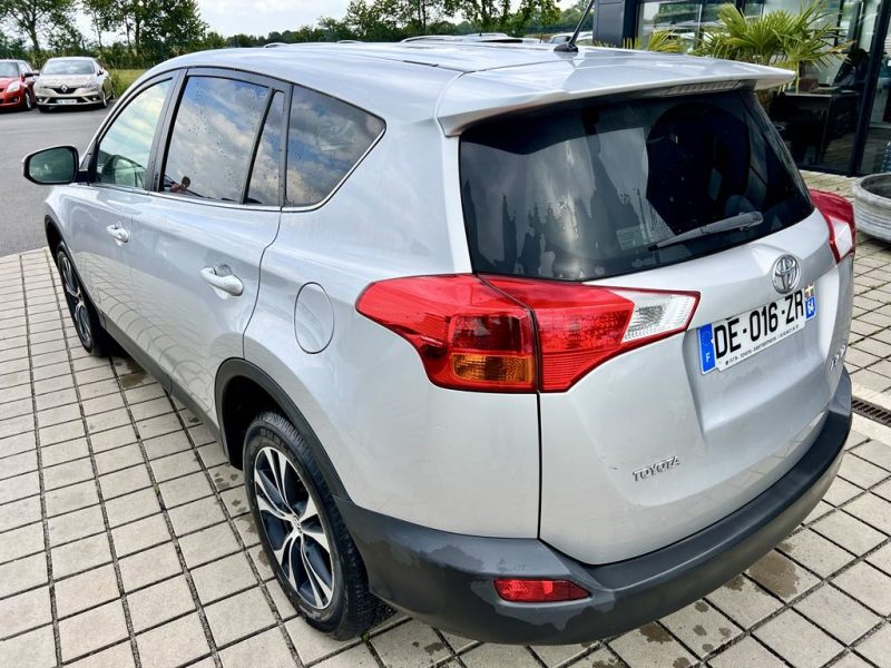 TOYOTA RAV 4 2.0 D 125CH Toutes Options 