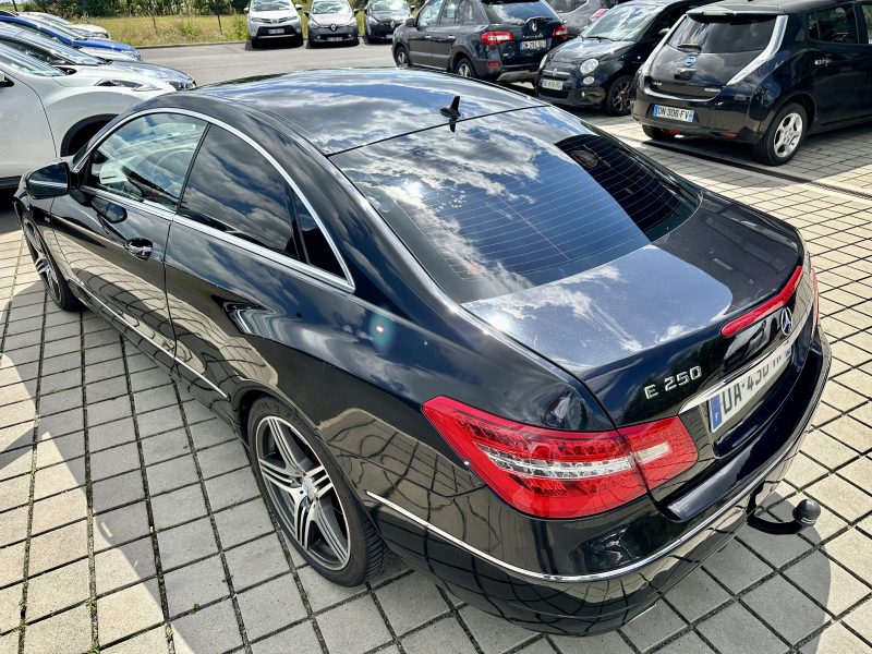 MERCEDES CLASSE E 1.8L 16V 204CH CGI Blue EFFICIENCY Pack AMG