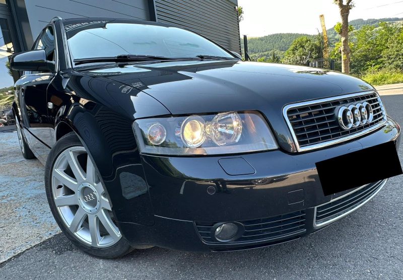 AUDI A4 AVANT 3.0 V6 220 S LINE*TOIT*BOSE*