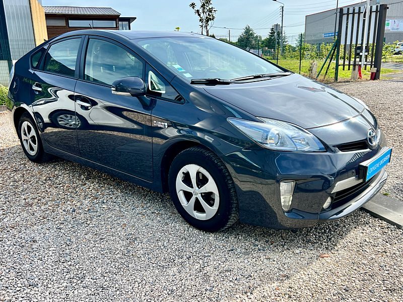 TOYOTA PRIUS 2013