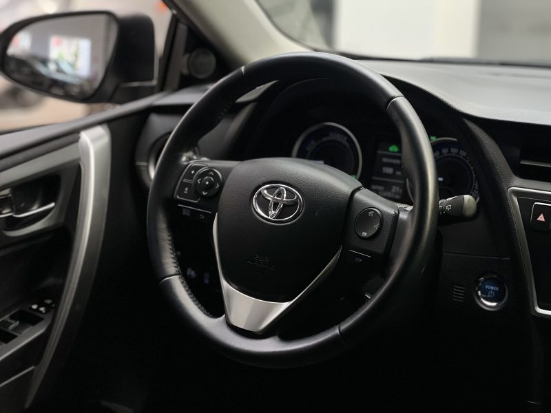 TOYOTA AURIS HYBRIDES 1.8 100CH EDITION SPORT TOURING