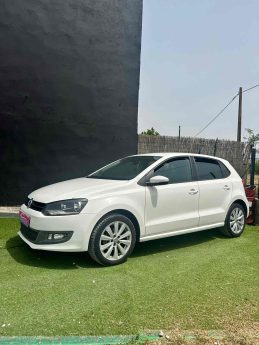 VOLKSWAGEN POLO 2012