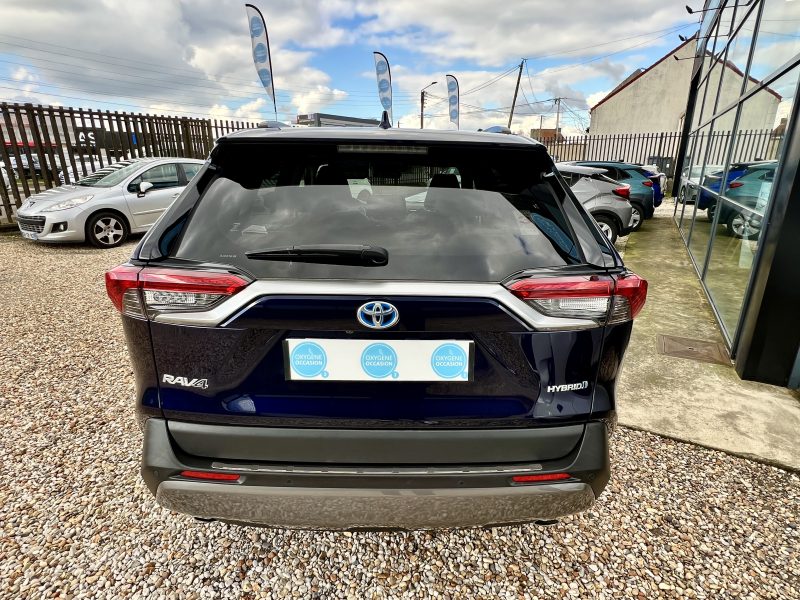 TOYOTA RAV 4 V 2021