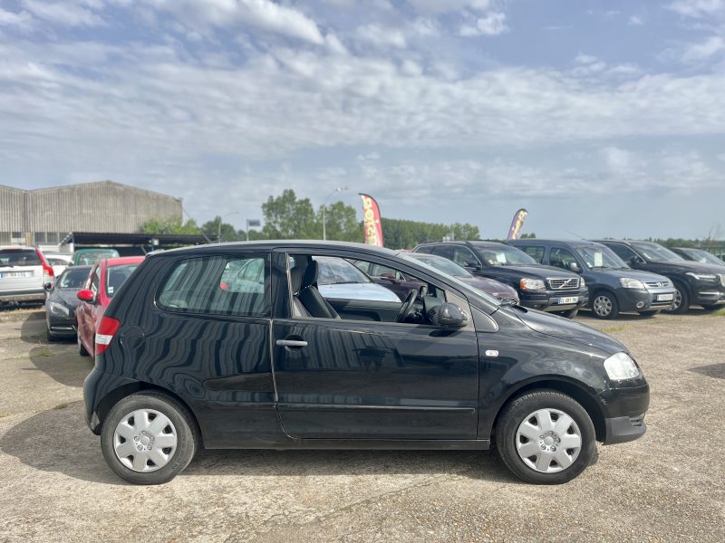 VOLKSWAGEN FOX 2009