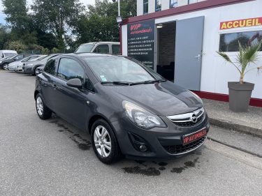 OPEL CORSA  2014