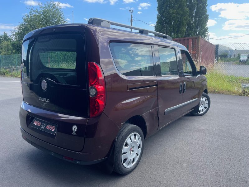 FIAT DOBLO 2011