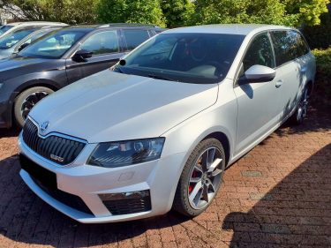 Skoda Ocatvia 2016 III 2.0 TDI 184 RS*GPS*XENON*