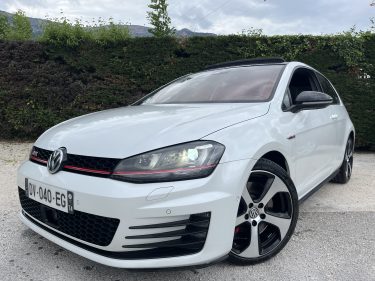 VOLKSWAGEN GOLF 7 2014