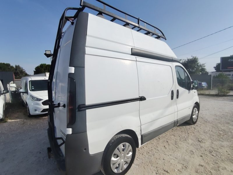 OPEL VIVARO 1.9 tdci l1h2  100cv 2005