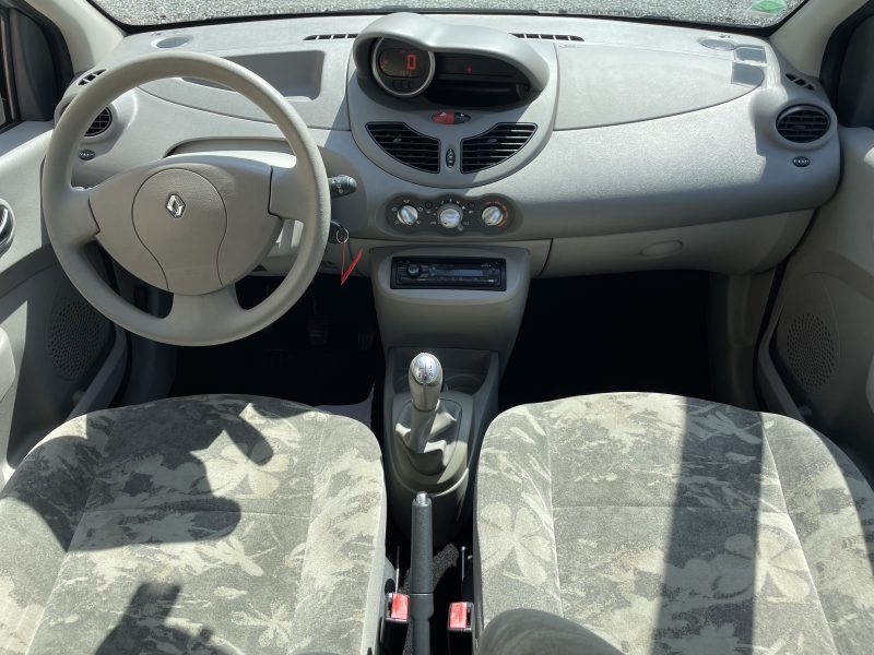 RENAULT TWINGO II 2008