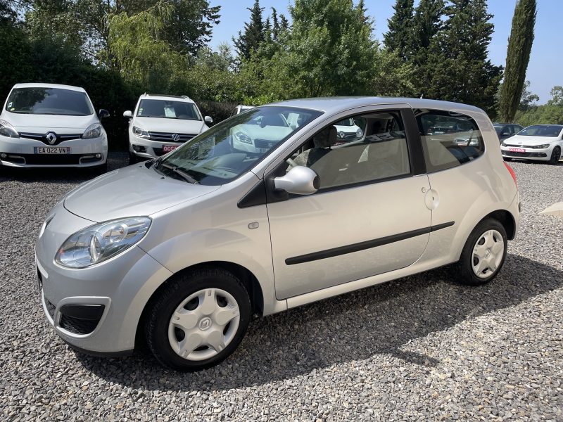 RENAULT TWINGO II 2008