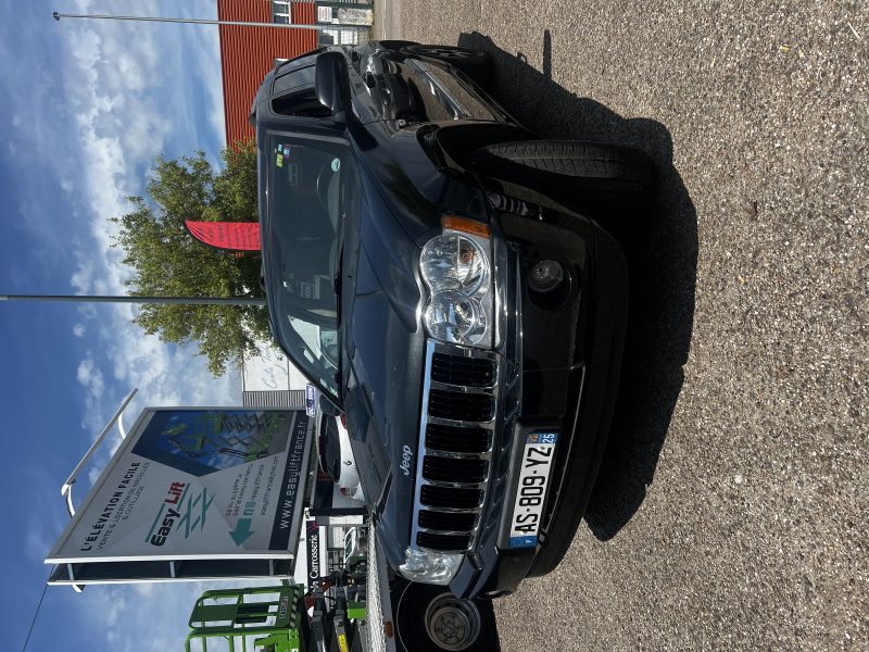 JEEP GRAND CHEROKEE III 3.0 CRD 4x4 218cv boîte automatique 