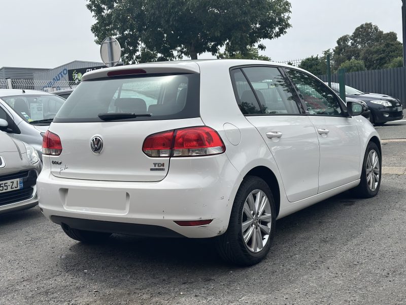 VOLKSWAGEN GOLF VI 2011