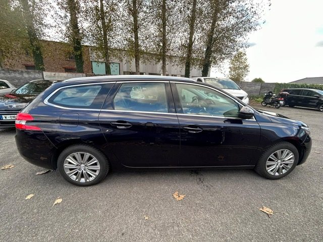 Peugeot 308 SW 1.5 BlueHDi 130ch S&S Active Business