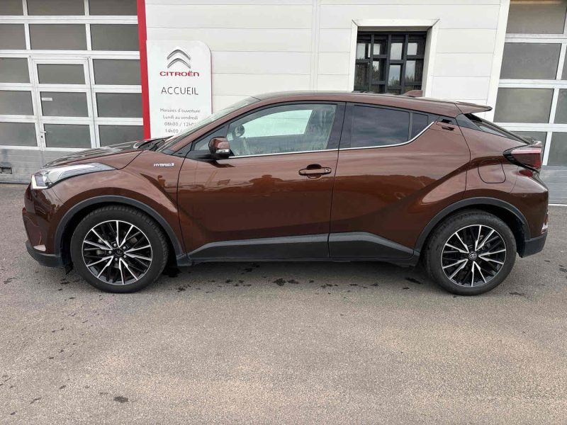 TOYOTA C-HR 2017