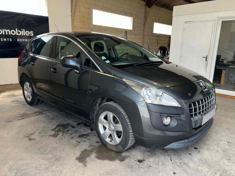 PEUGEOT 3008 Monospace 2011