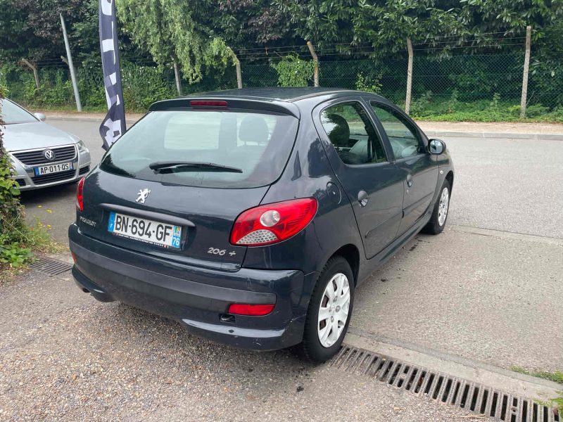 PEUGEOT 206+ 1.1i 60CV