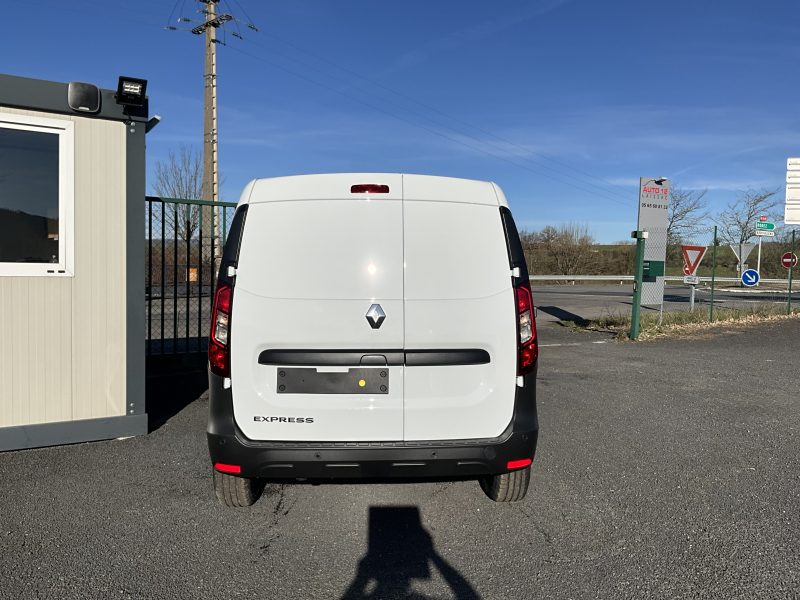 RENAULT  KANGOO  2024