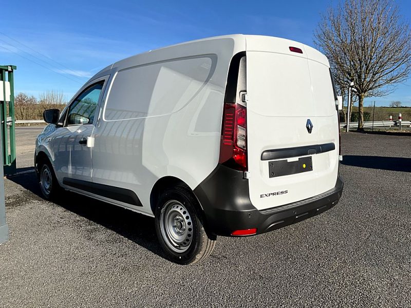 RENAULT  KANGOO  2024