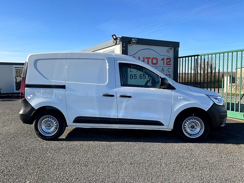 RENAULT  KANGOO  2024