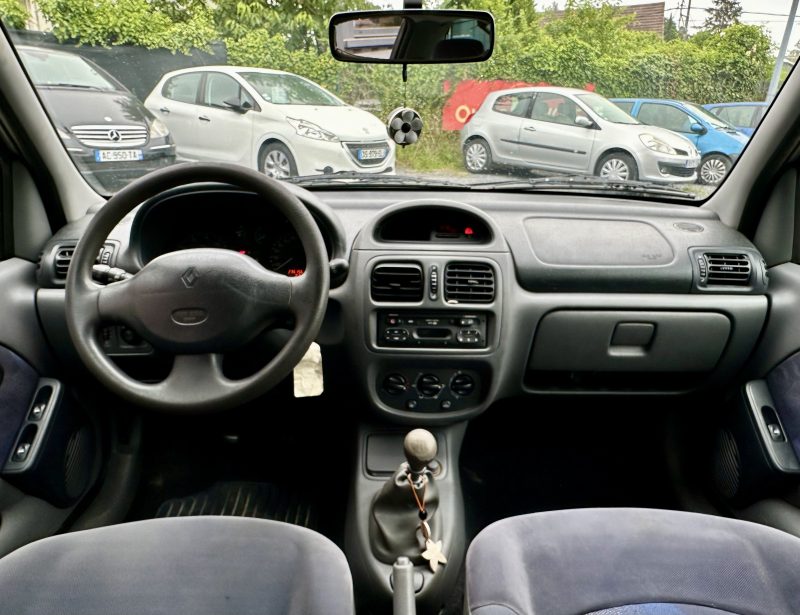 RENAULT CLIO II 1.9L D 65cv *RTA* / GARANTIE REVISEE