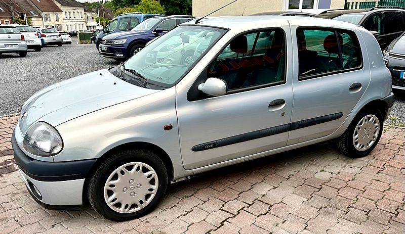 RENAULT CLIO II 1.9L D 65cv *RTA* / GARANTIE REVISEE