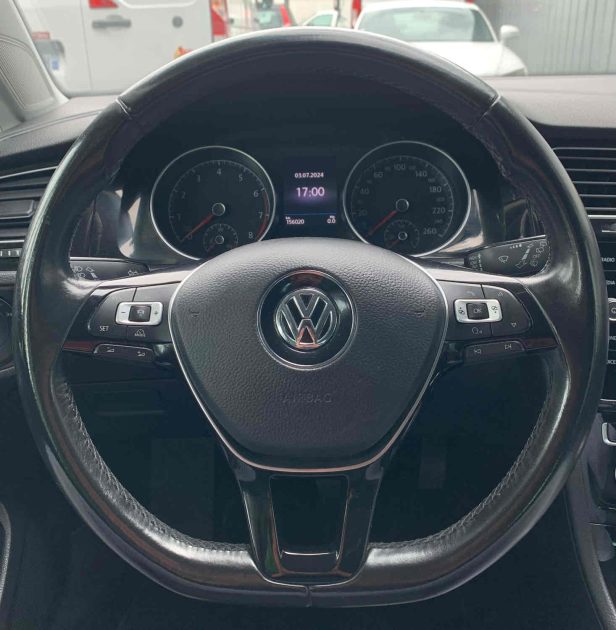 VOLKSWAGEN GOLF VII 2017