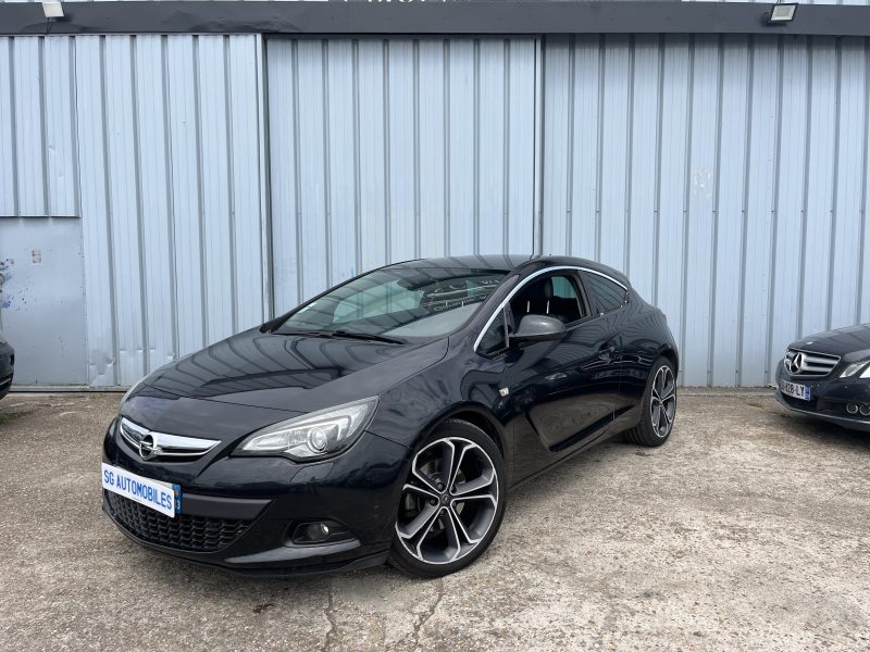 OPEL ASTRA J GTC 2012