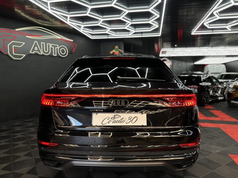 AUDI Q8 2019