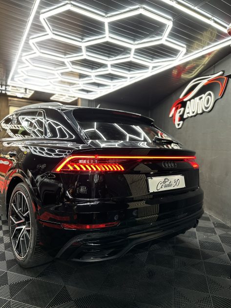 AUDI Q8 2019