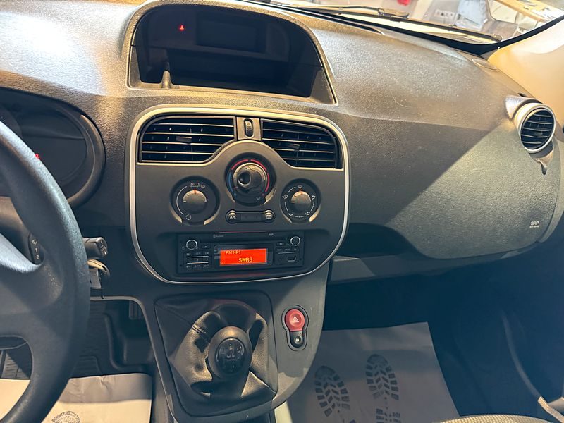 RENAULT  KANGOO  2019