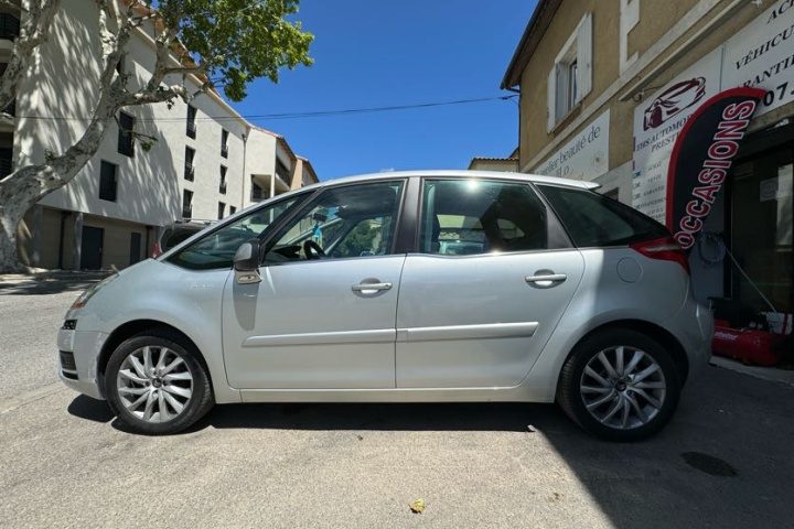 CITROEN C4 PICASSO - 2ème main / Faible Kilométrage / Pack Ambiance / Garantie 12 Mois