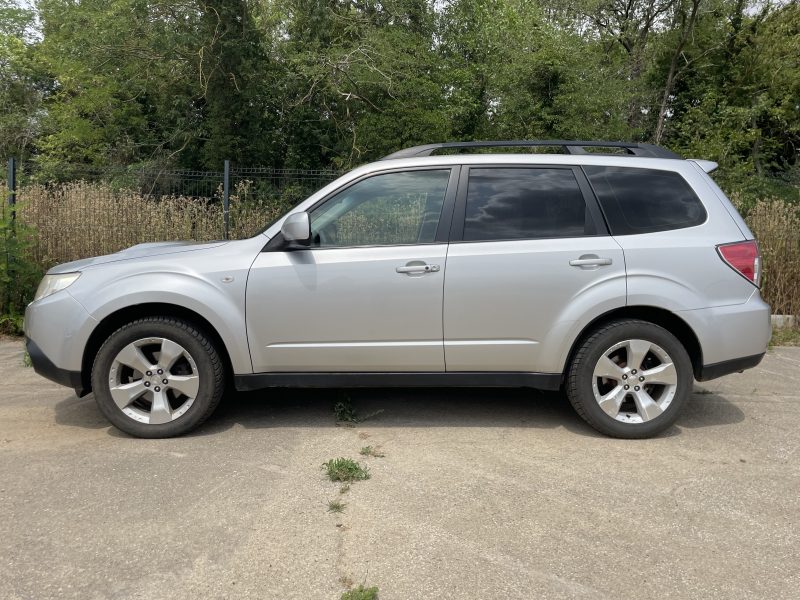 SUBARU FORESTER 2010