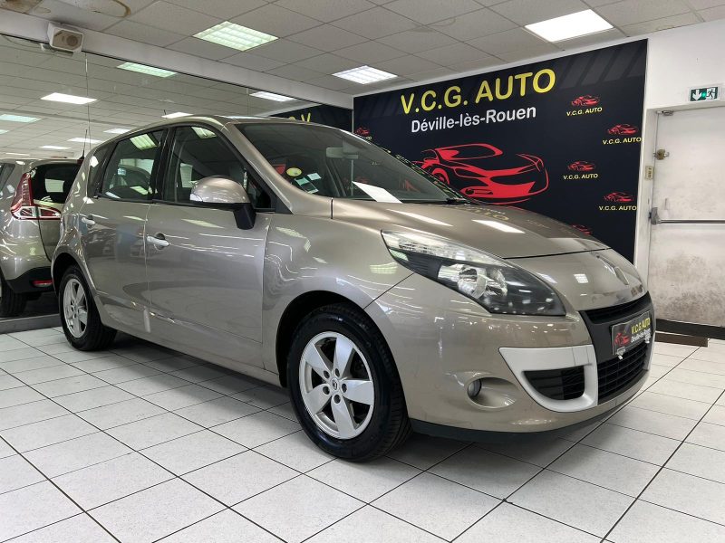 RENAULT SCENIC III 1.5 dCi 105CH ECO2 DYNAMIQUE