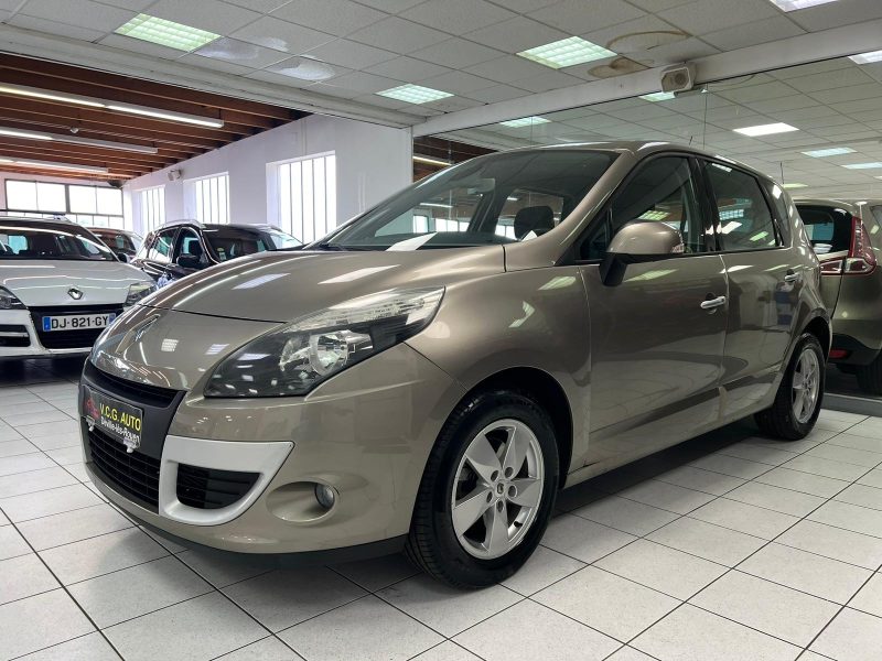 RENAULT SCENIC III 1.5 dCi 105CH ECO2 DYNAMIQUE