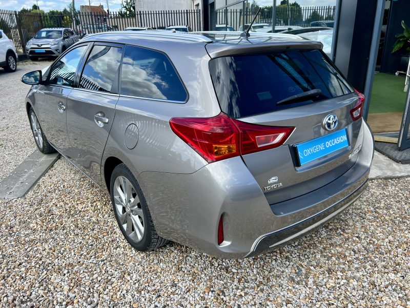 TOYOTA AURIS TOURING SPORT 2014