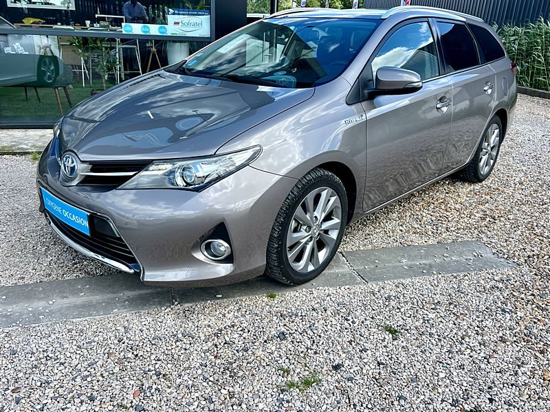 TOYOTA AURIS TOURING SPORT 2014